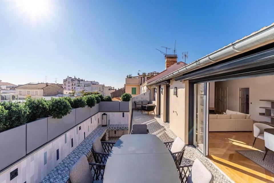 Patio, Day, View (from property/room), Balcony/Terrace, Dining area