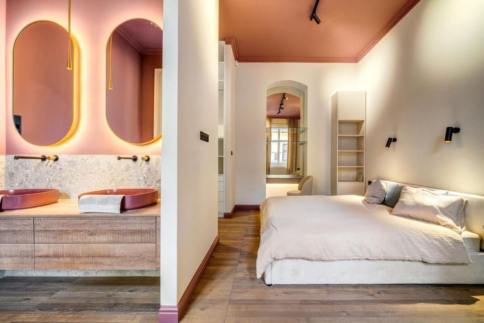 Bathroom, Bedroom