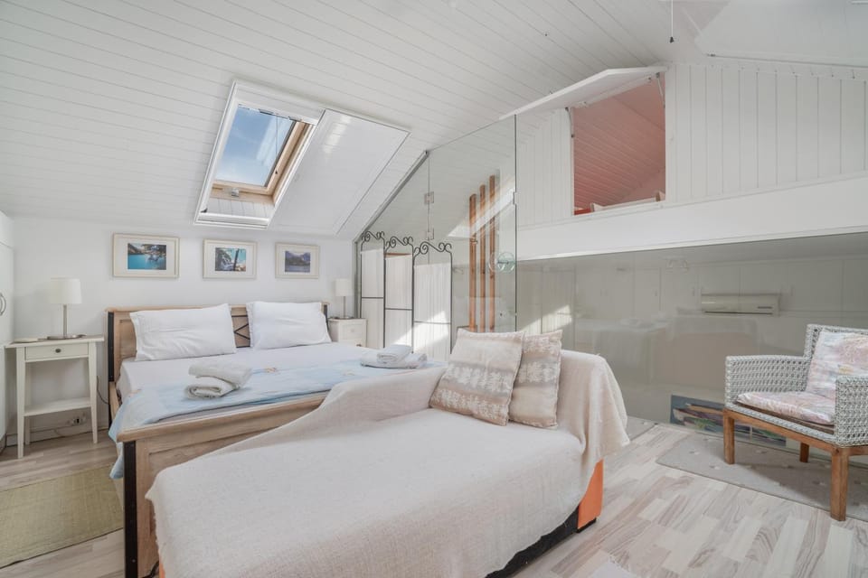 Property building, Living room, Bedroom
