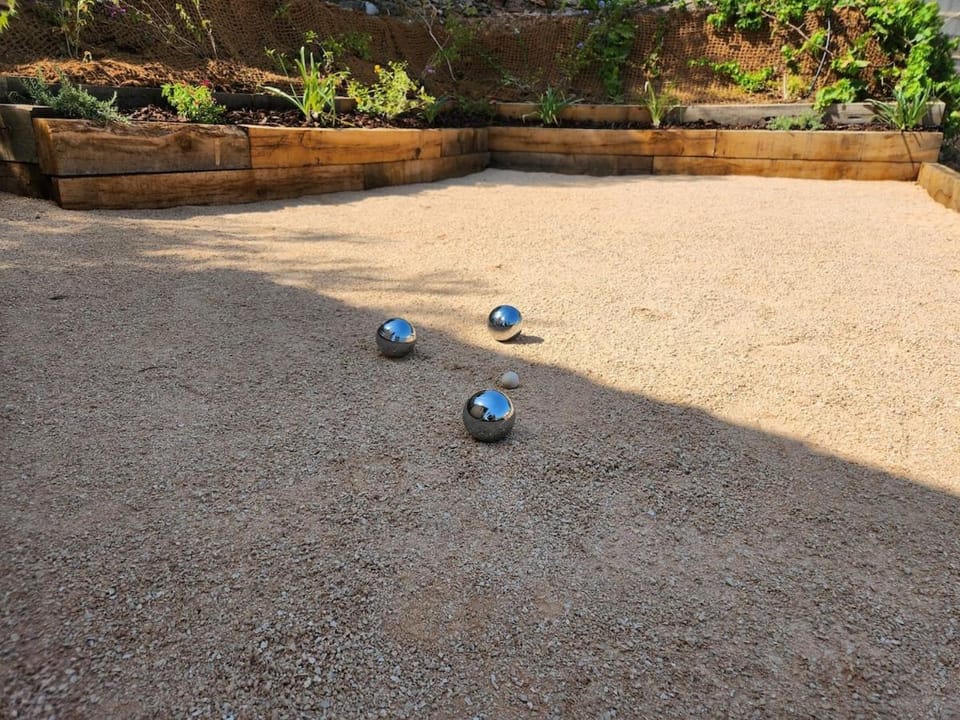 Maison de charme avec terrain de pétanque House in Marseille