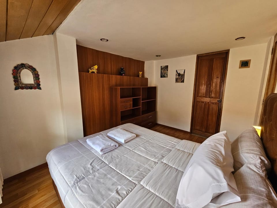 Bed, Photo of the whole room, Bedroom, wardrobe
