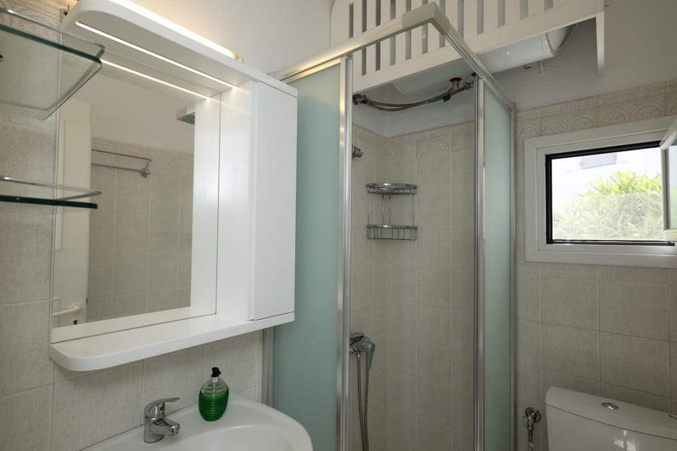 Bathroom, Living room
