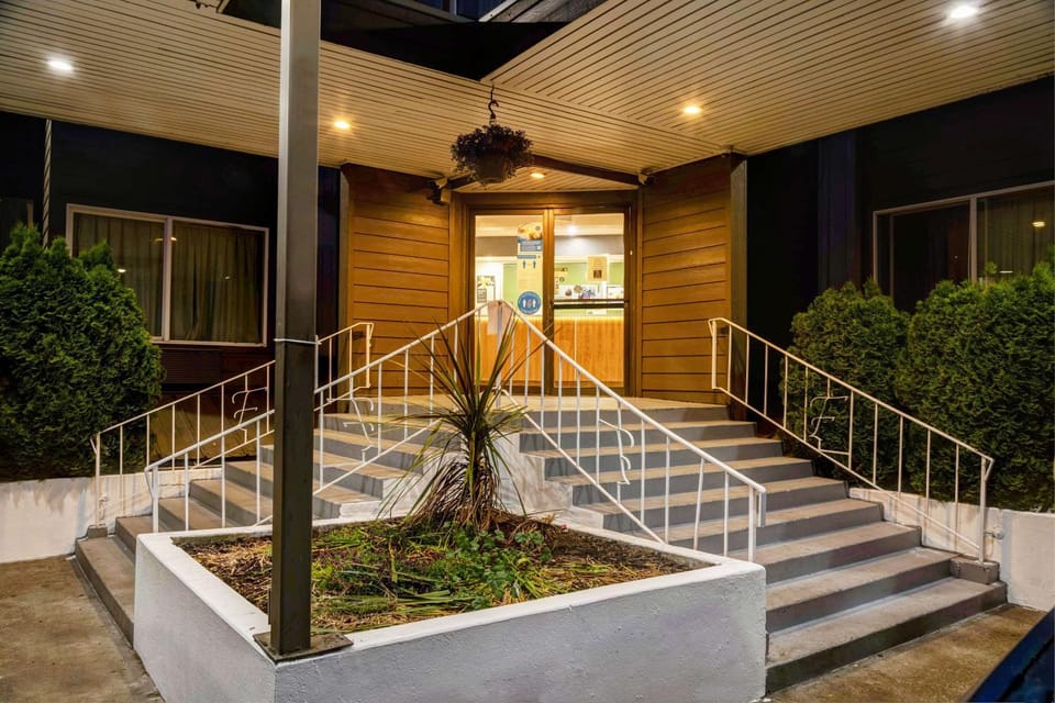 Property building, On site