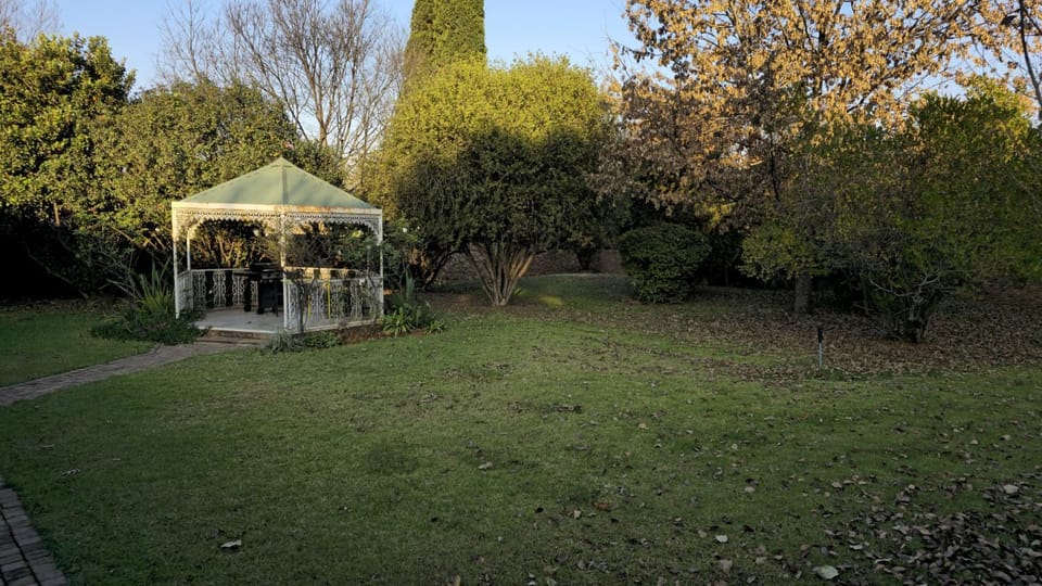 Grootboom Guest Rooms Apartment in Pretoria