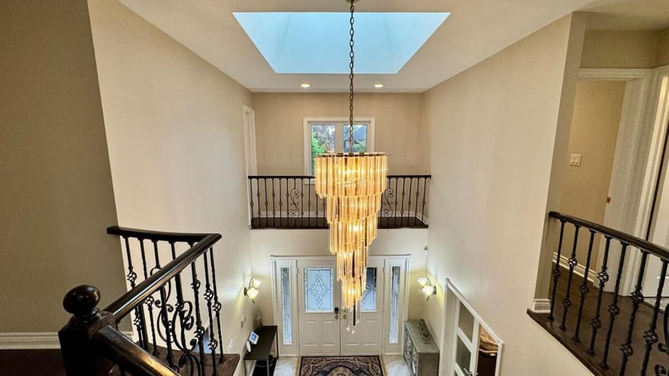 Massive Luxury Retreat with Gym, Sauna, Games and More House in Mississauga