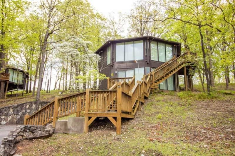 Treetop 3BD3BADeckPoolsGrillDock-Sleeps 8PP Apartment in Village Four Seasons