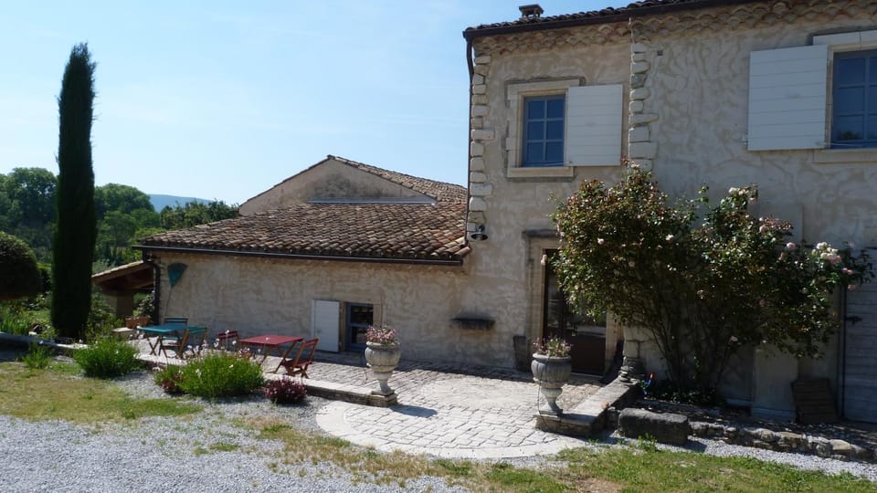 Property building, Inner courtyard view