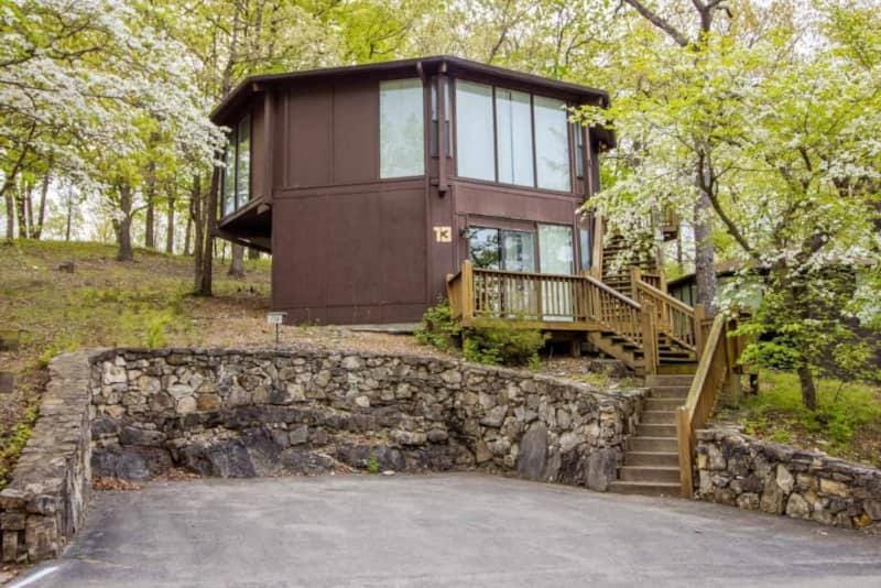Treetop Village-2Bed2BathPoolsDockPickleball House in Village Four Seasons