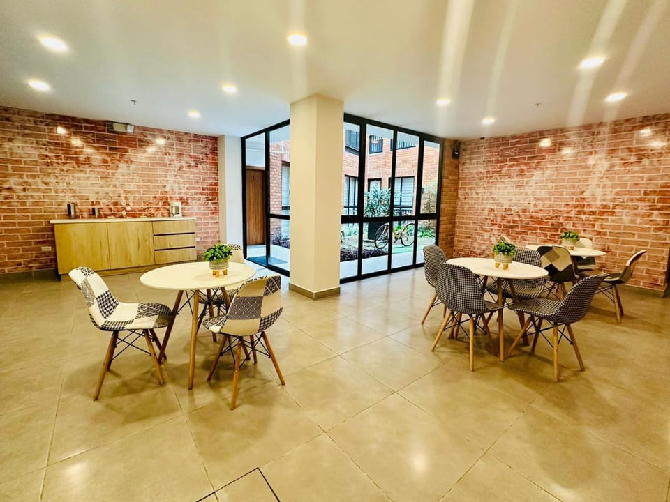 Meeting/conference room