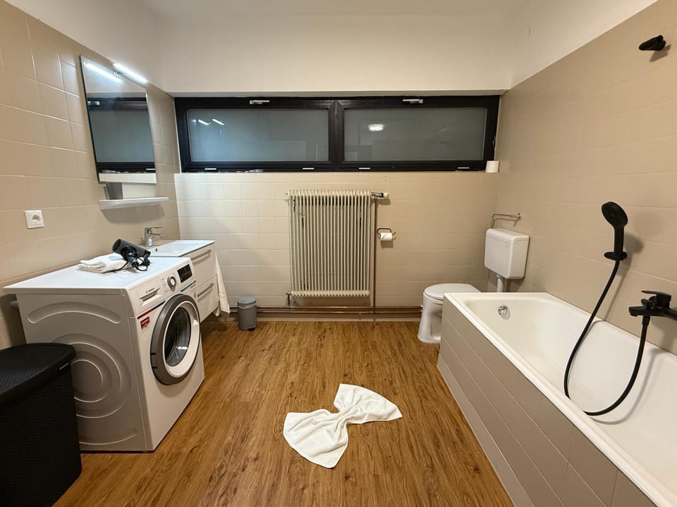 Central Loft Apartment in Tyrol