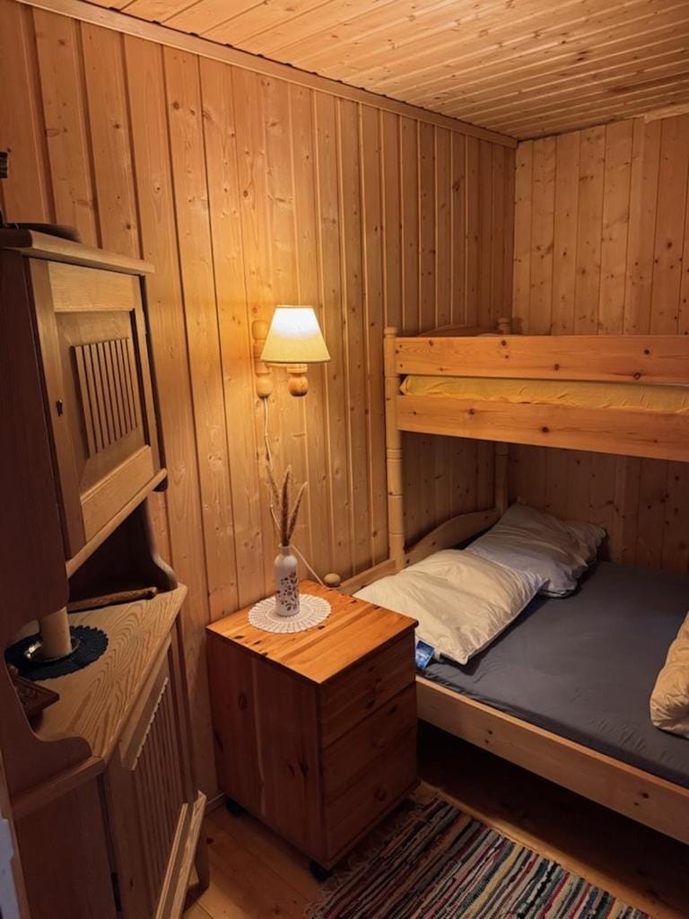 Lakeside cabin Cabin in Trondelag
