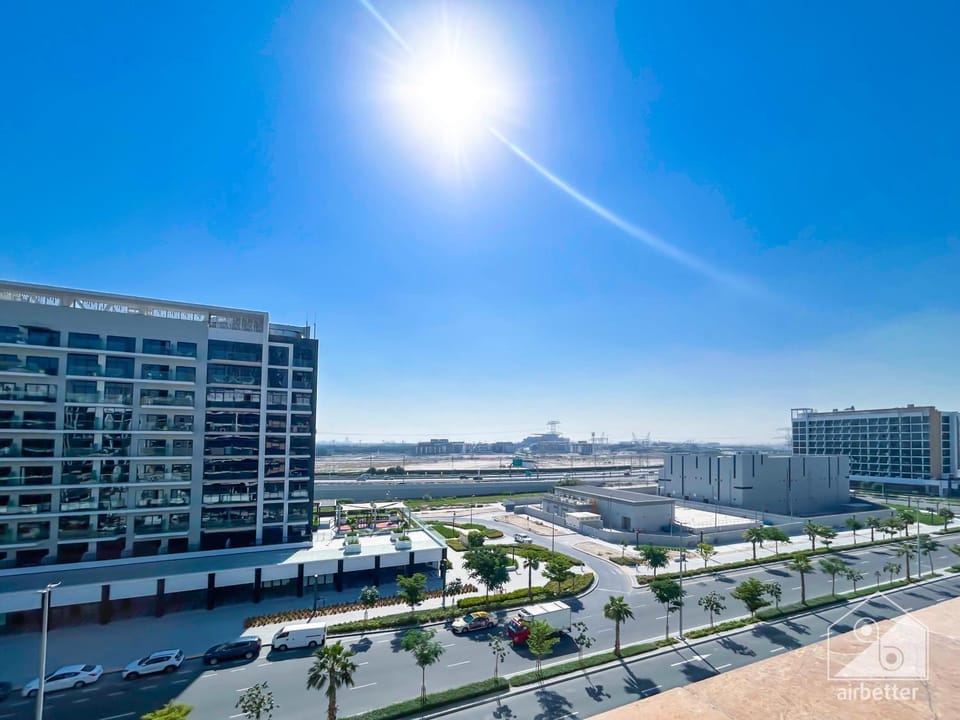 Luxury Living in Azizi Riviera l Cozy Balcony Apartment in Dubai