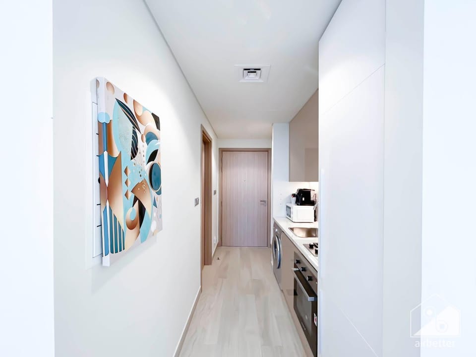 Luxury Living in Azizi Riviera l Cozy Balcony Apartment in Dubai