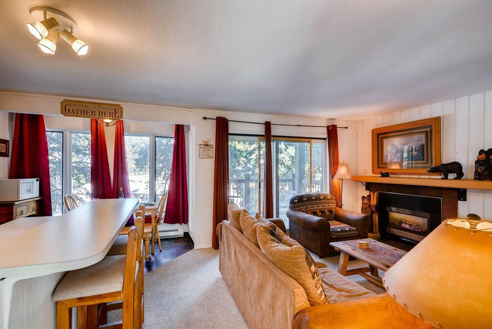 Inner Circle 4 by Ski Country Resorts Apartment in Breckenridge