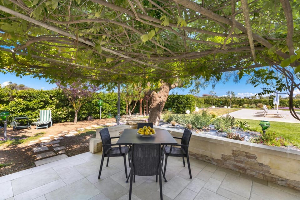 Patio, Garden