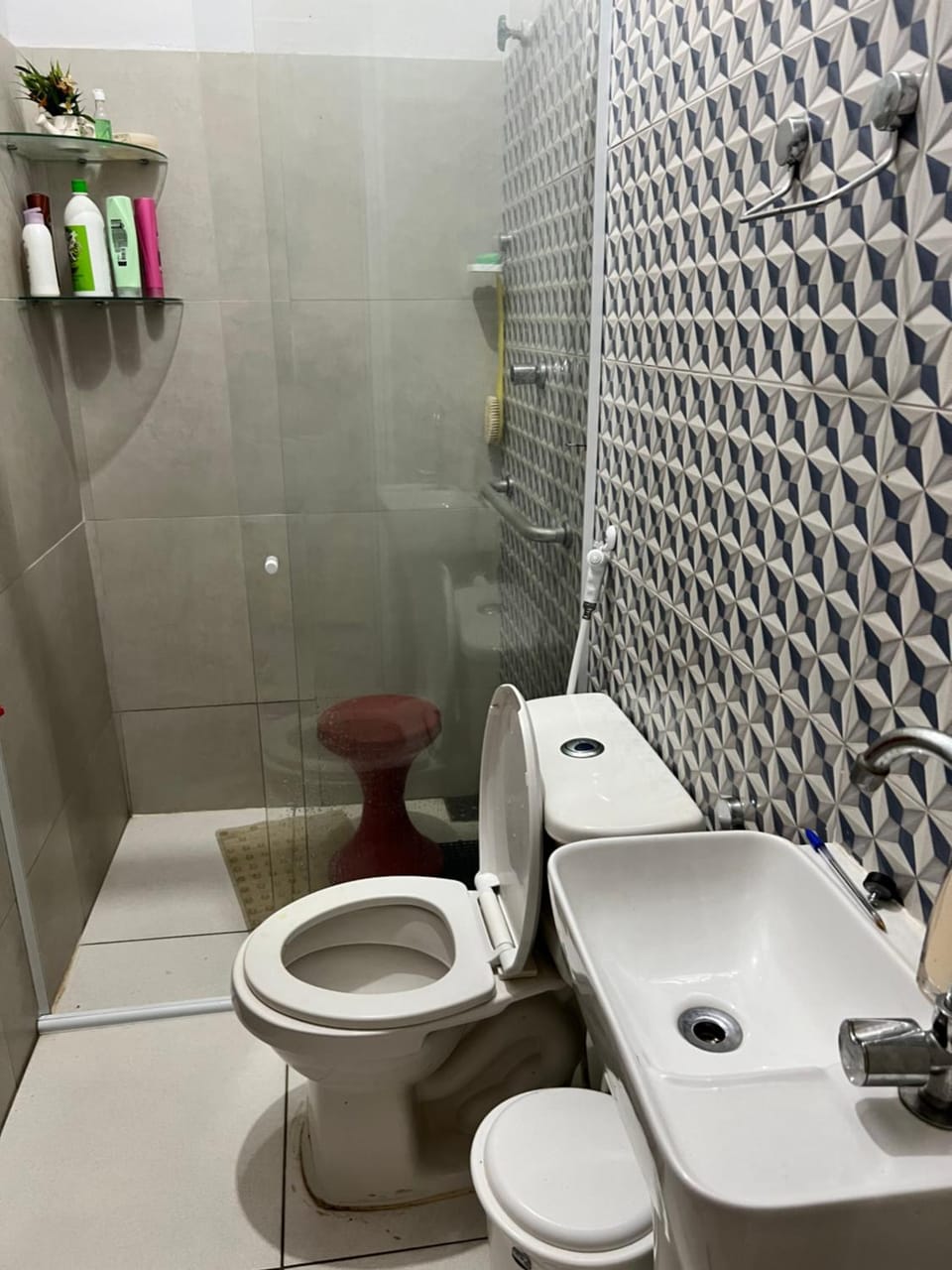 Shower, Toilet, Bathroom