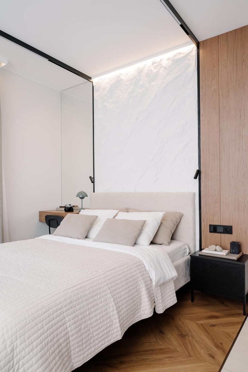 Bed, Bedroom