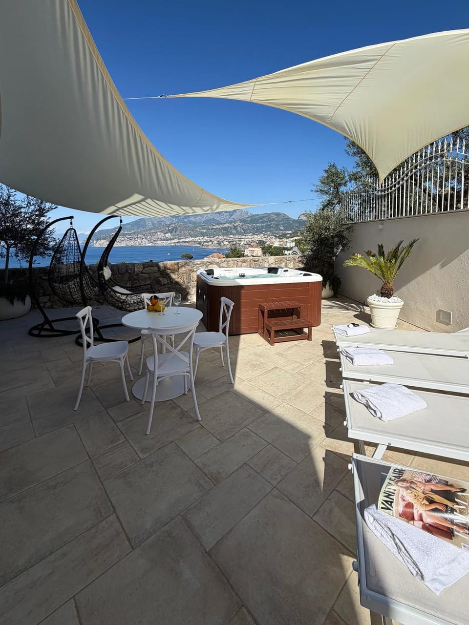 Patio, Day, Natural landscape, View (from property/room), Balcony/Terrace, Dining area, Sea view