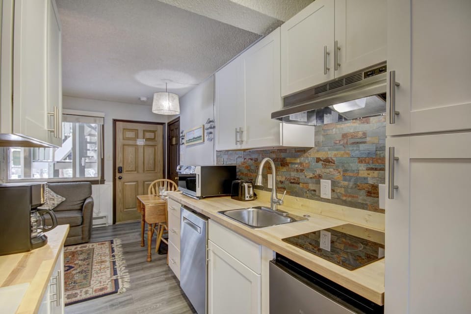 Park Meadows 1A by Ski Country Resorts Apartment in Breckenridge