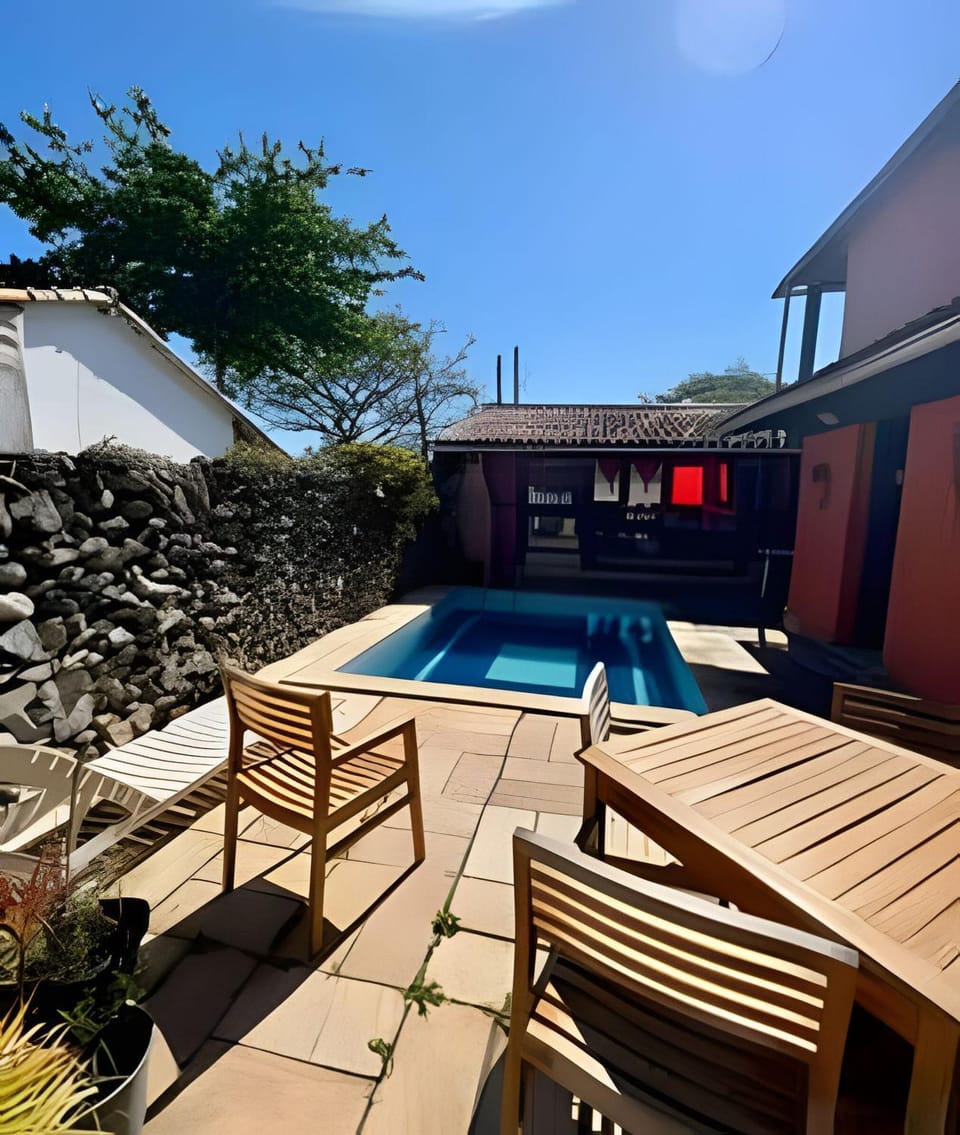 BBQ facilities, Swimming pool