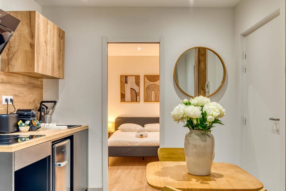 Le Bois Doré - Cosy - Sainte-Foy-Les-Lyon Apartment in Lyon