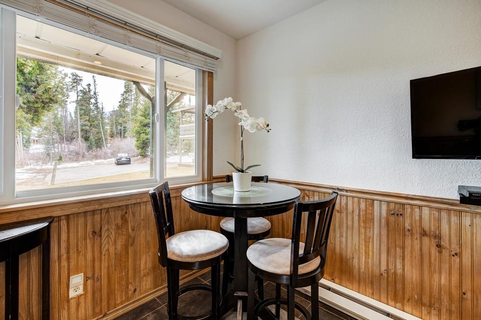 Park Meadows 3C by Ski Country Resorts Apartment in Breckenridge