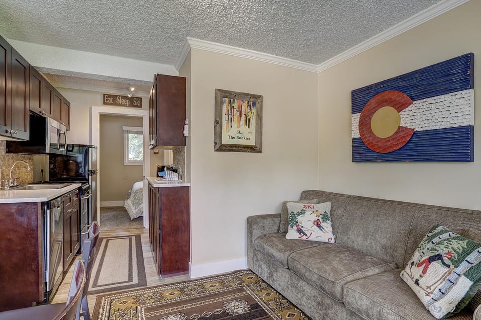 Park Meadows 4B by Ski Country Resorts Apartment in Breckenridge