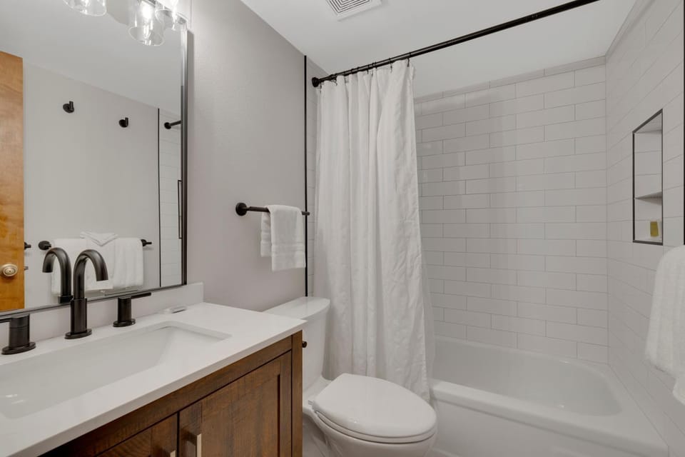 Tyra Summit A2B by Ski Country Resorts Apartment in Breckenridge