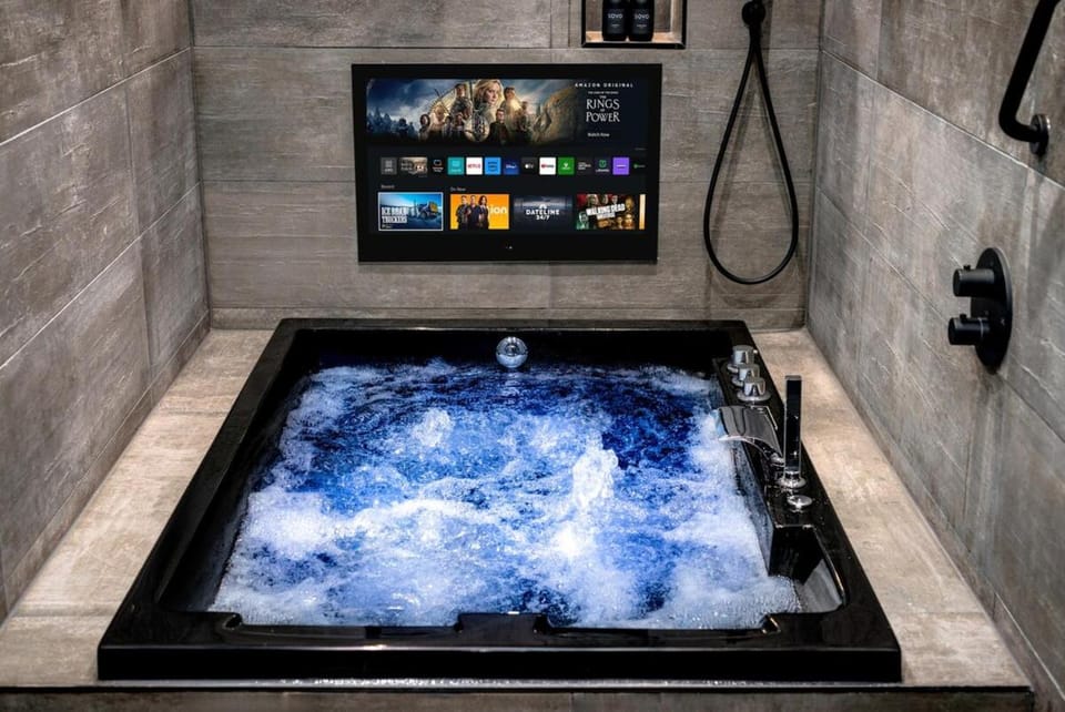 Hot Tub