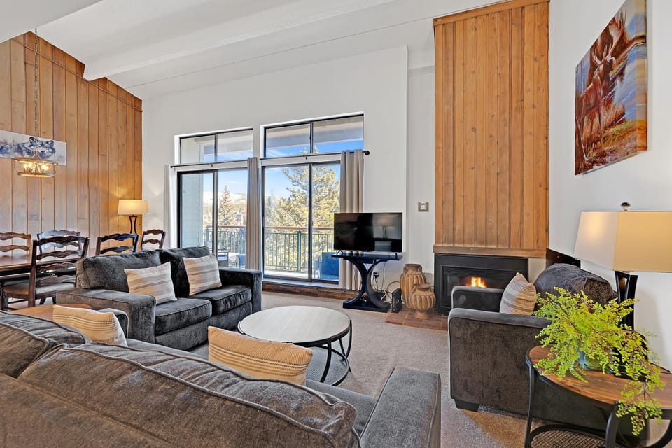 Trails End P2 by Ski Country Resorts Apartment in Breckenridge