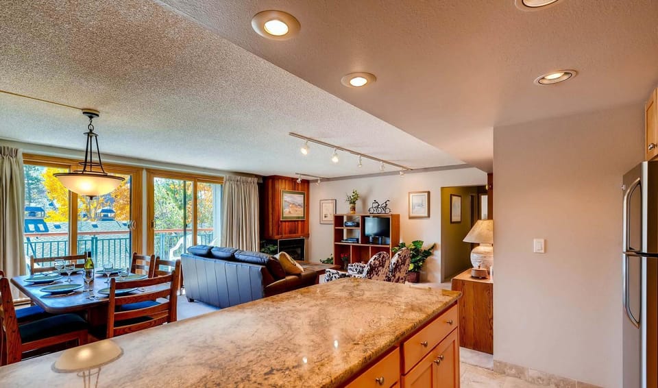 Trails End 511 by Ski Country Resorts Apartment in Breckenridge
