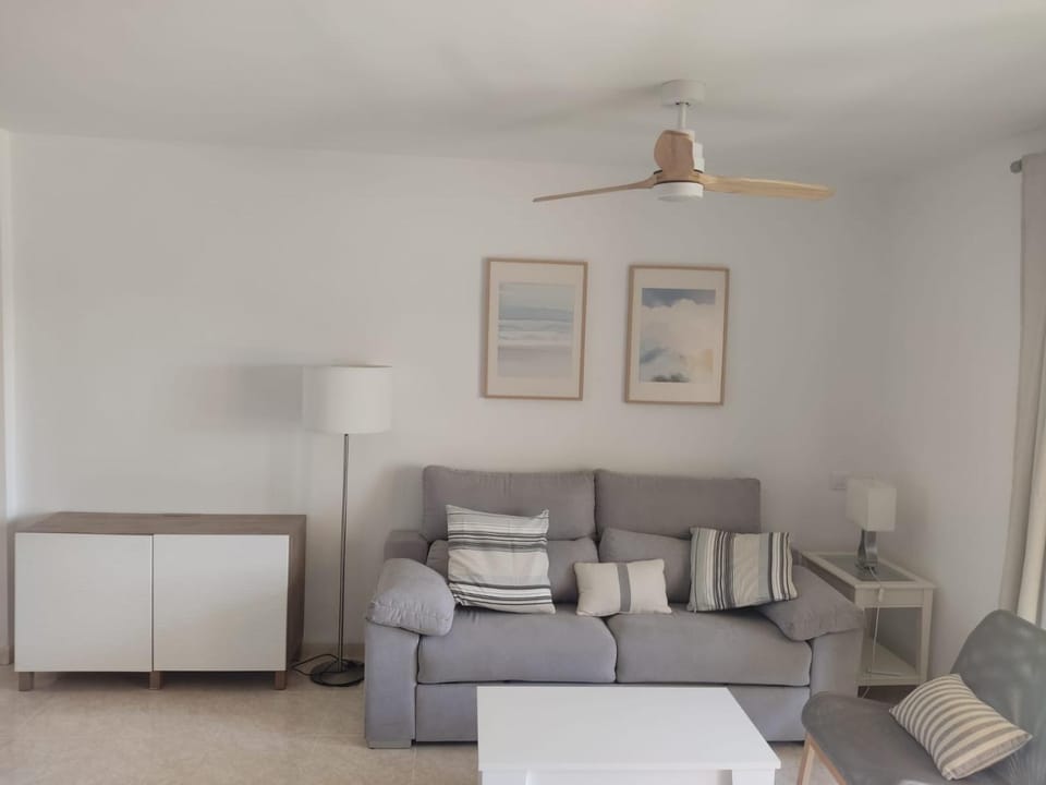 Apartamento Aguadulce con PISCINA, TERRAZA y PARKING Apartment in La Alpujarra