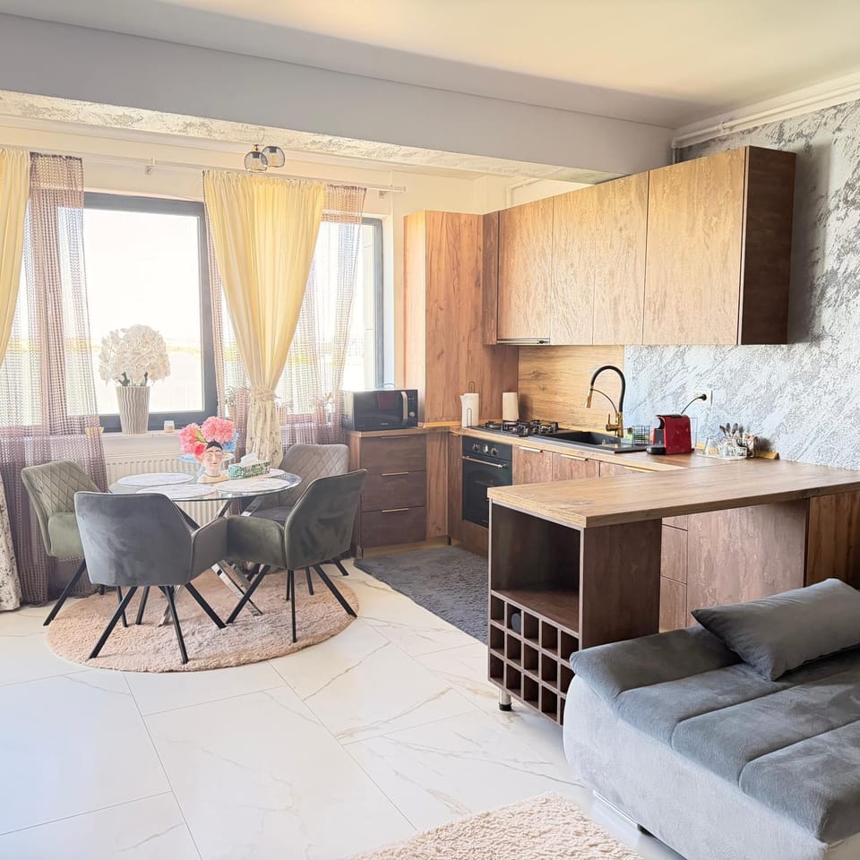 Lake Home Apartment in Constanta