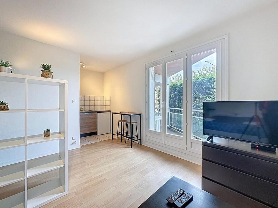 Studio 2 personnes avec parking et balcon Proudhon Apartment in Clermont-Ferrand