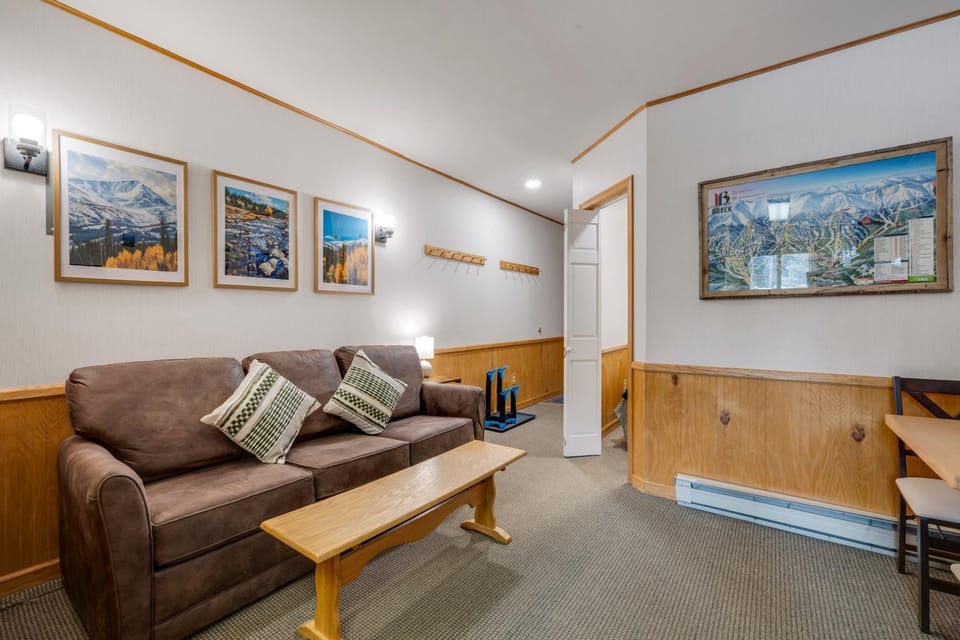 Park Meadows 7A by Ski Country Resorts Apartment in Breckenridge