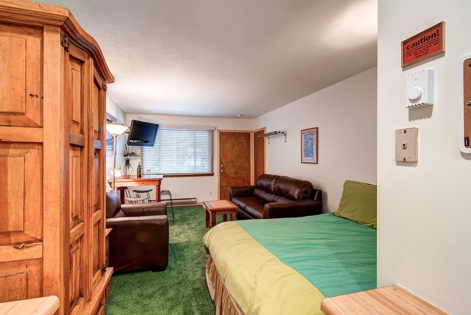 Park Meadows 7B by Ski Country Resorts Apartment in Breckenridge