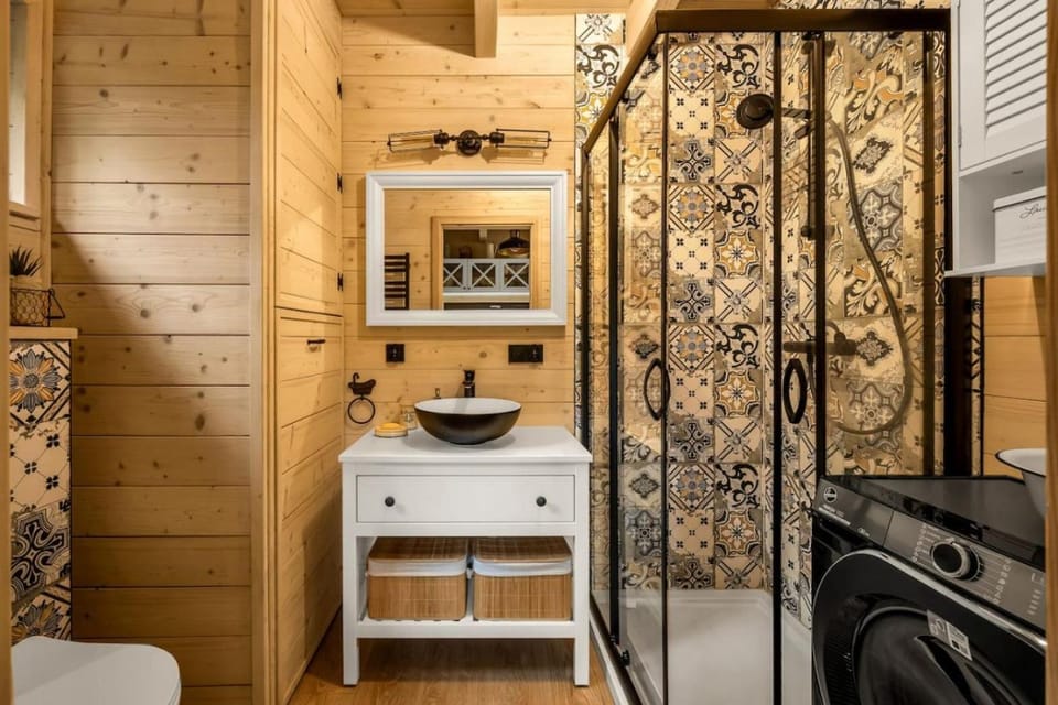 Modern Farmhouse Zegrze - Domek w lesie, Sauna, Balia, 5km do Zalewu - by Rentujemy House in Masovian Voivodeship