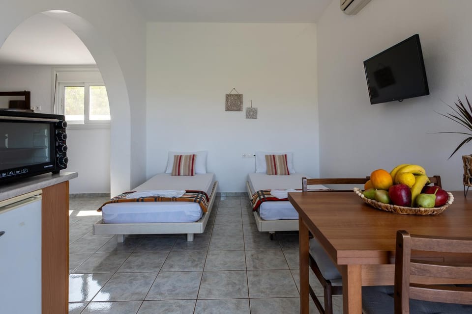 Dining area, Bedroom