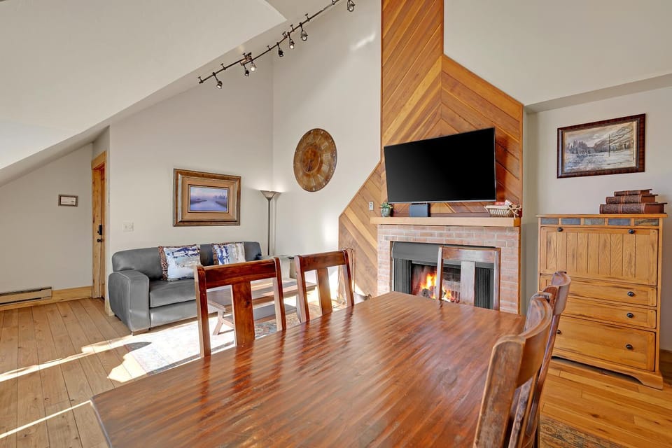 Ski Country Penthouse 4 by Ski Country Resorts Apartment in Breckenridge
