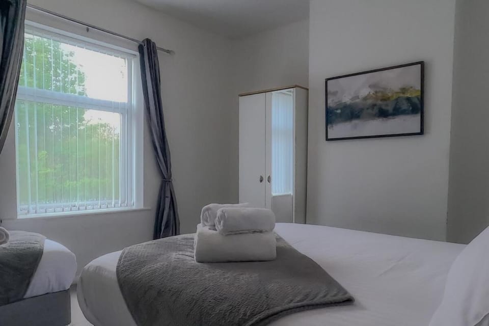 Halifax Hideaway - Free Parking House in Calderdale