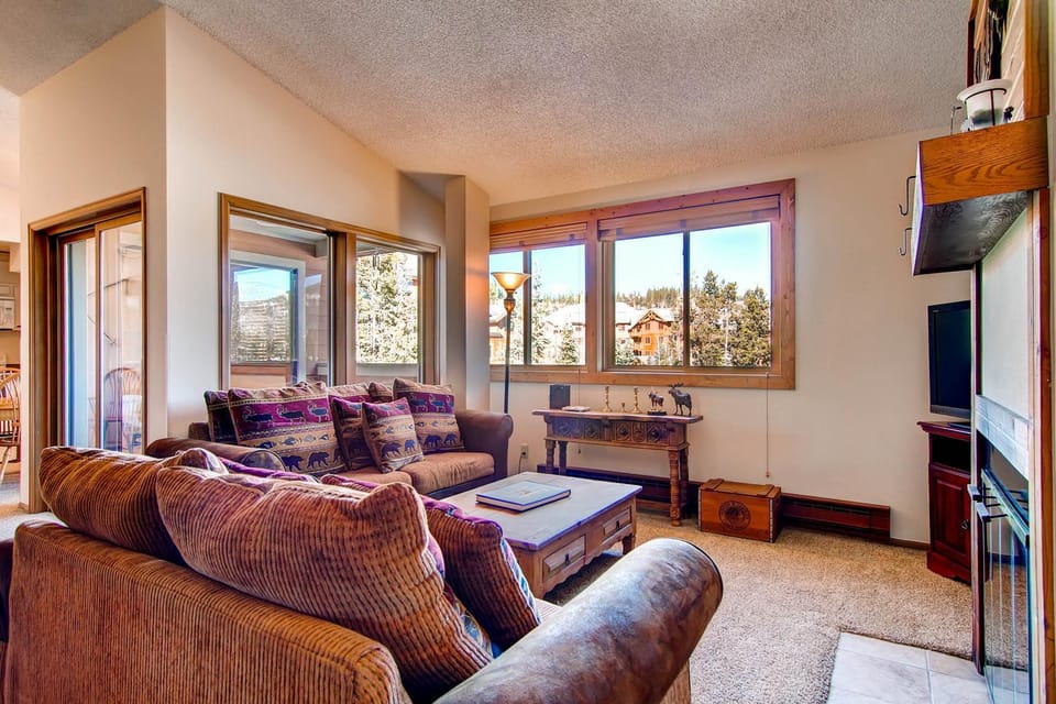 Ski Hill 50 by Ski Country Resorts Apartment in Breckenridge