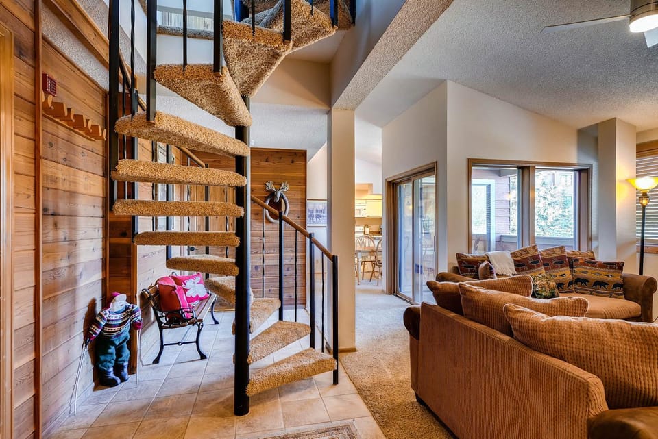 Ski Hill 50 by Ski Country Resorts Apartment in Breckenridge