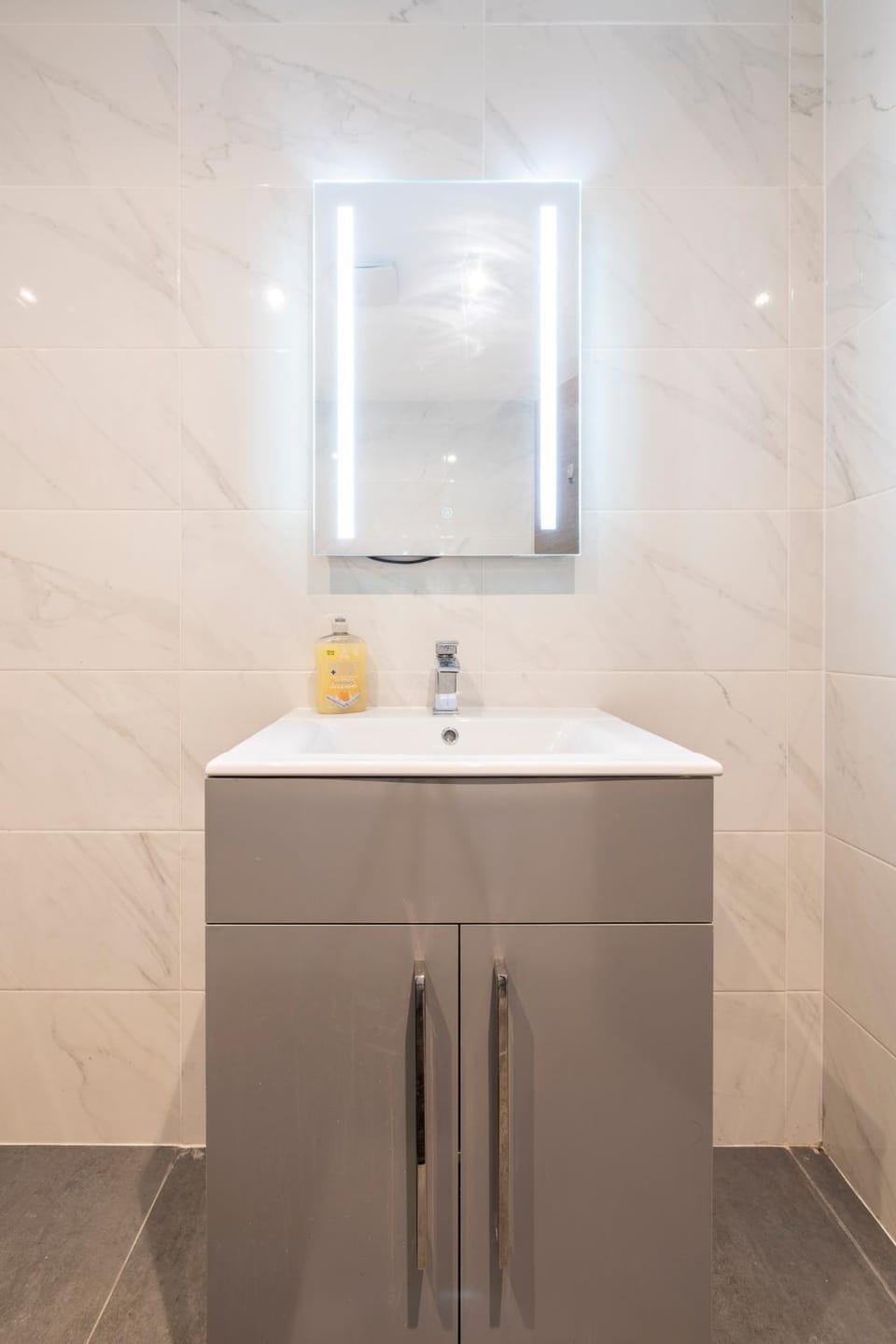 1 Bedroom Luxury Serviced Apartment Apartment in Bradford