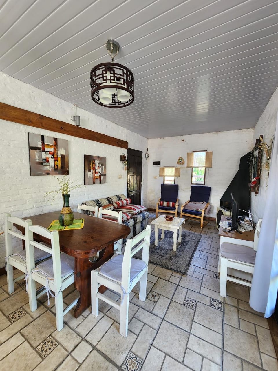 Living room, Dining area, fireplace