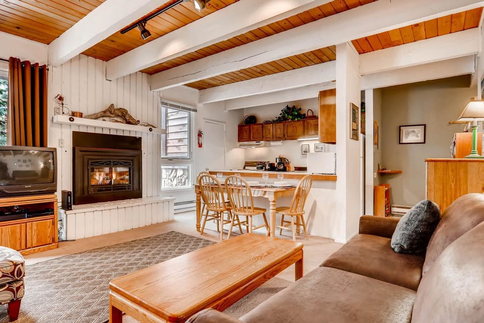 Sundowner T6 by Ski Country Resorts Apartment in Breckenridge