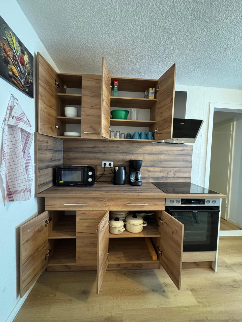 Zentrale 3 Zimmer Unterkunft mit Parkplatz Apartment in Neumünster