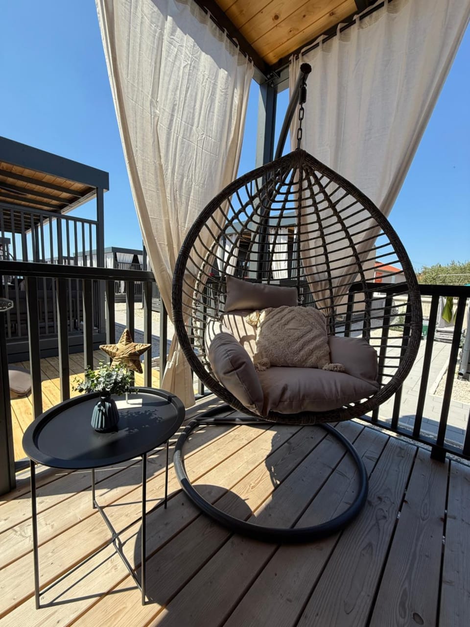 Patio, Day, Balcony/Terrace, Balcony/Terrace
