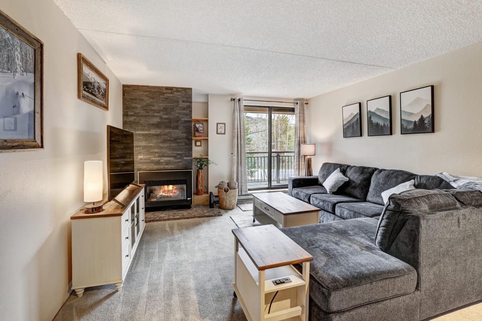 Trails End 203 by Ski Country Resorts Apartment in Breckenridge