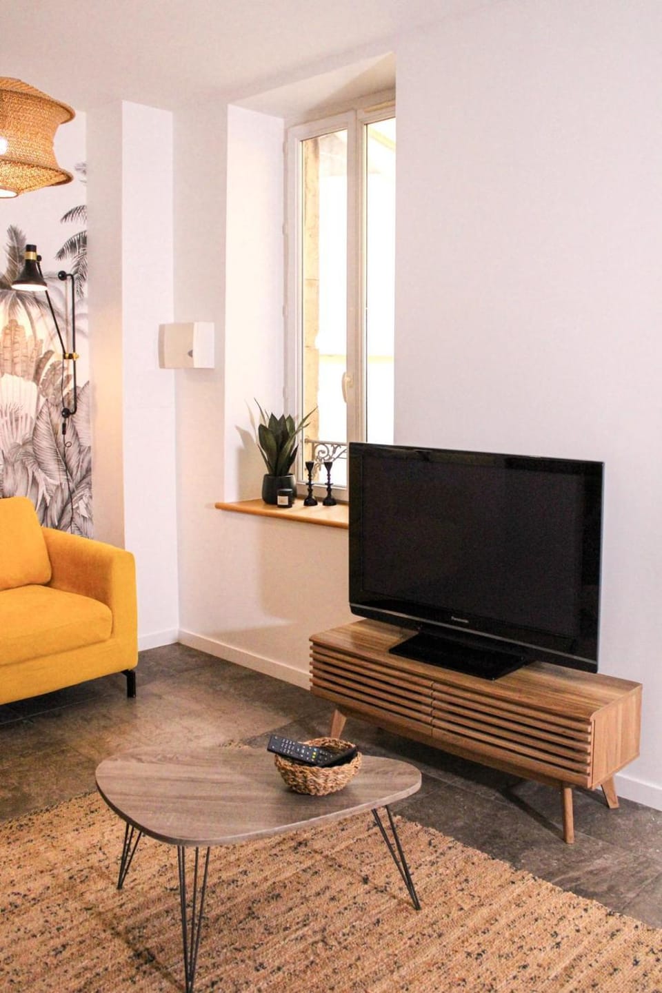 TV and multimedia, Living room, Seating area