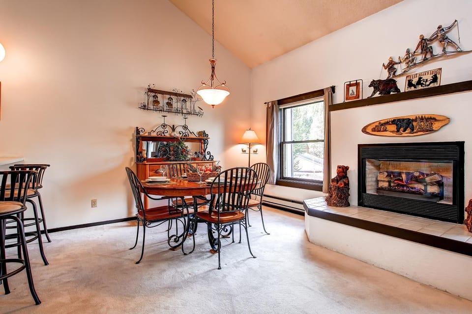 Tannenbaum 33 by Ski Country Resorts Apartment in Breckenridge